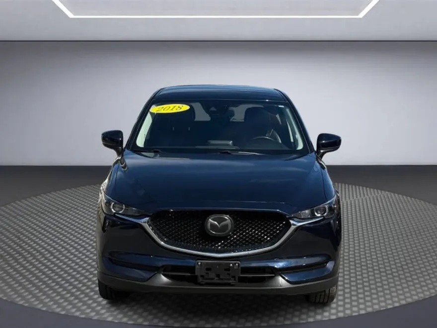 2018 Mazda CX-5 Touring photo 1
