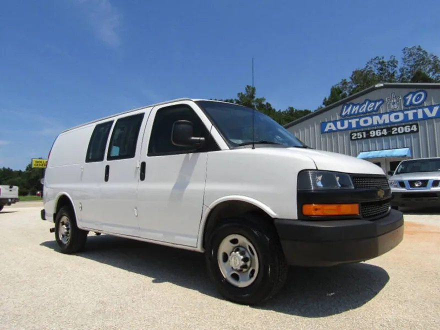 2020 Chevrolet Express 2500 Cargo photo 1