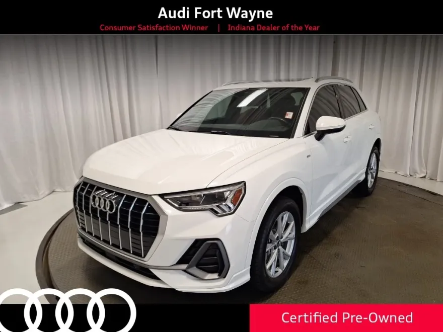 2021 Audi Q3 45 TFSI S line Premium photo 1