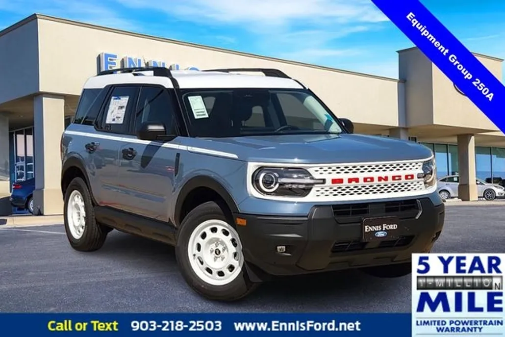 2025 Ford Bronco Sport Heritage photo 1