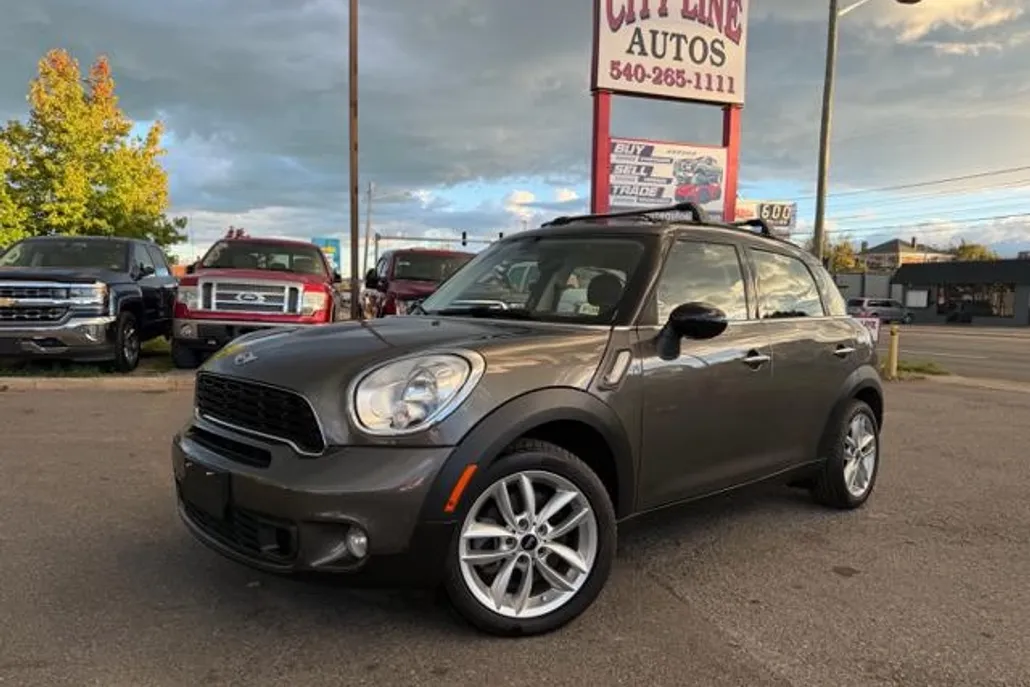 2014 Mini Countryman S photo 1
