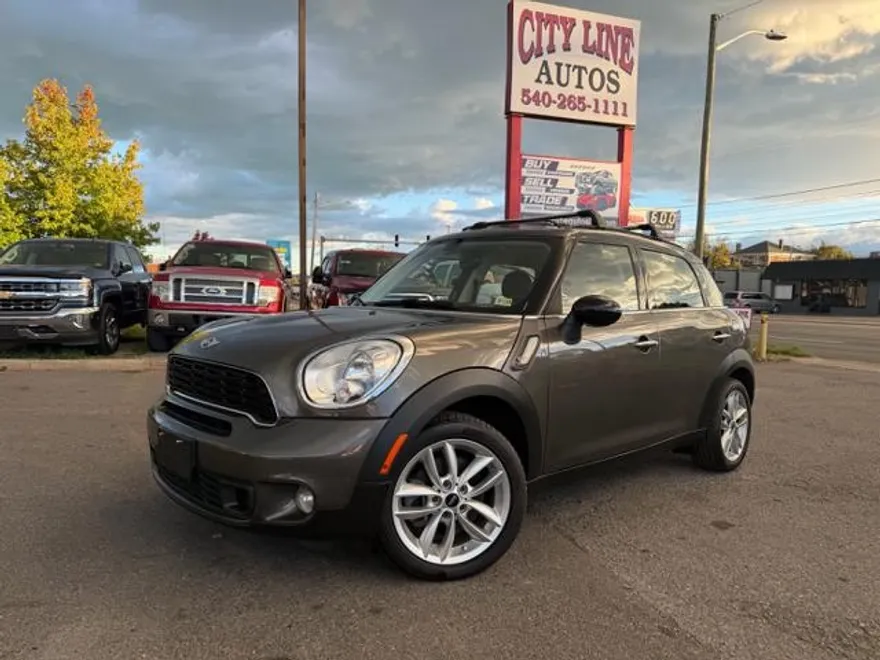 2014 Mini Countryman S photo 1