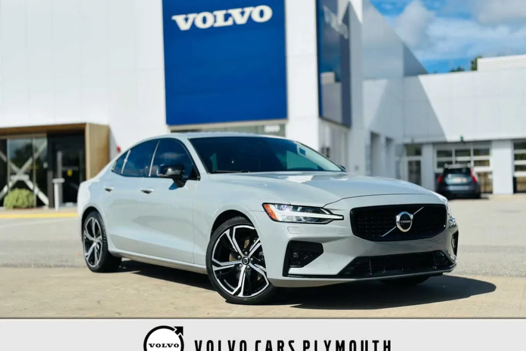 2024 Volvo S60 B5 Core photo 1