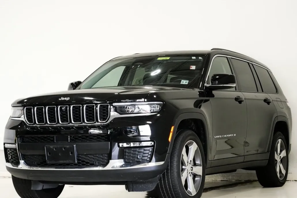 2022 Jeep Grand Cherokee Limited photo 1