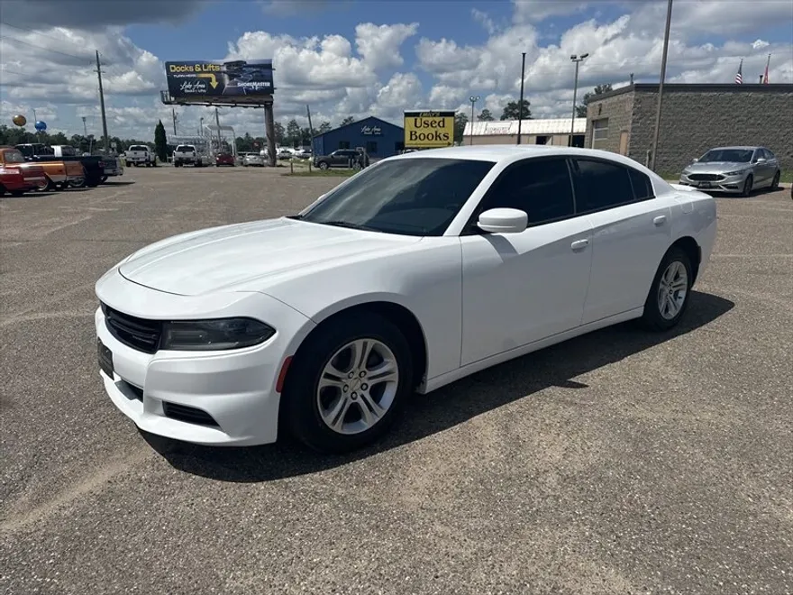 2019 Dodge Charger SXT photo 1
