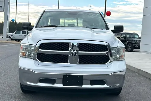 2014 Ram 1500 SLT photo 2