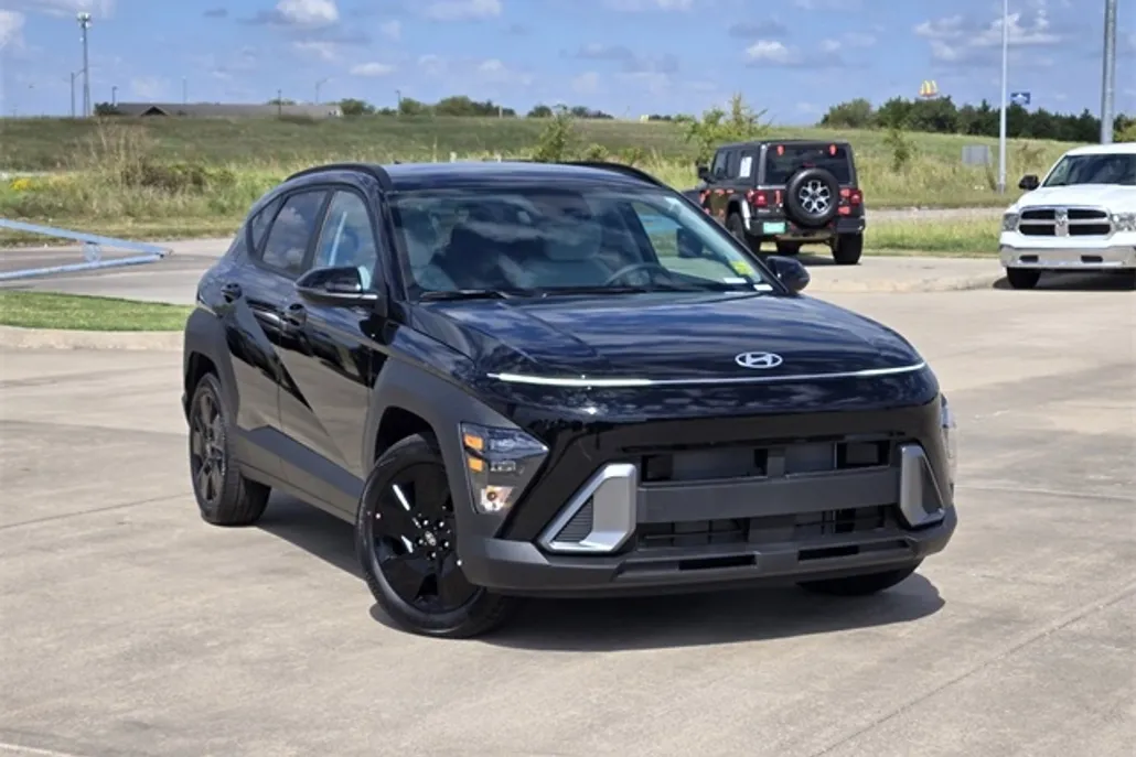 2026 Hyundai Kona SEL photo 1