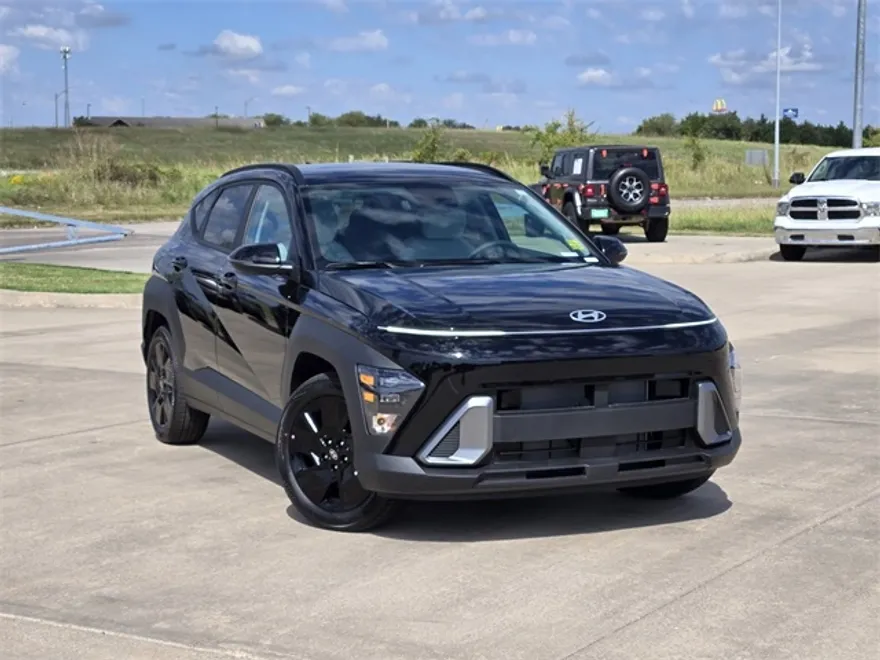 2026 Hyundai Kona SEL photo 1