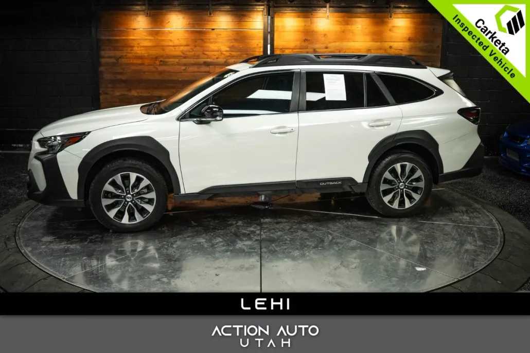 2023 Subaru Outback Limited photo 1