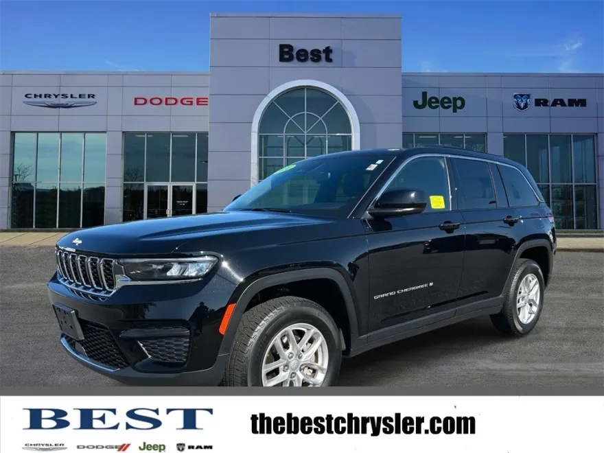 2024 Jeep Grand Cherokee Laredo photo 1