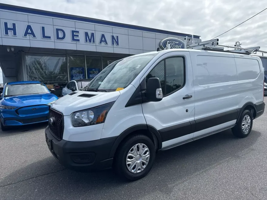2021 Ford Transit photo 1