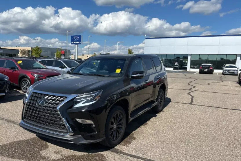 2023 Lexus GX 460 Premium photo 1