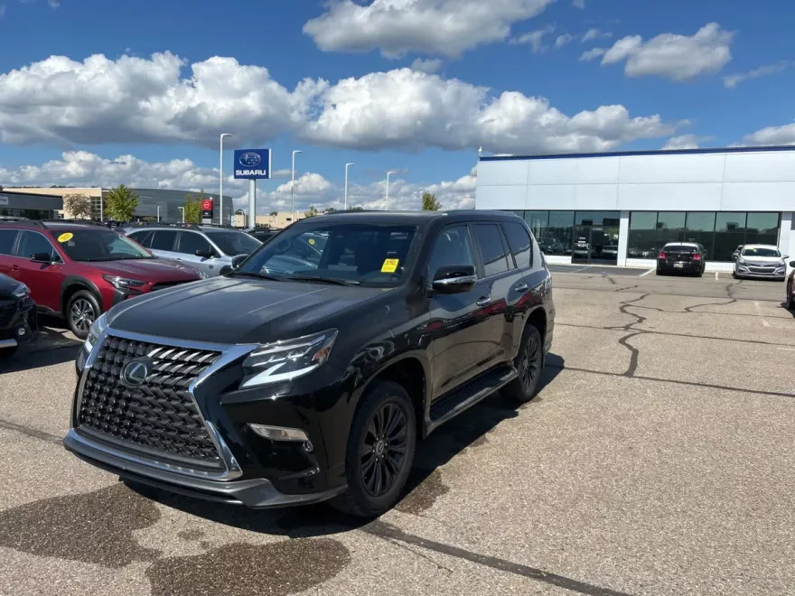 2023 Lexus GX 460 Premium photo 1