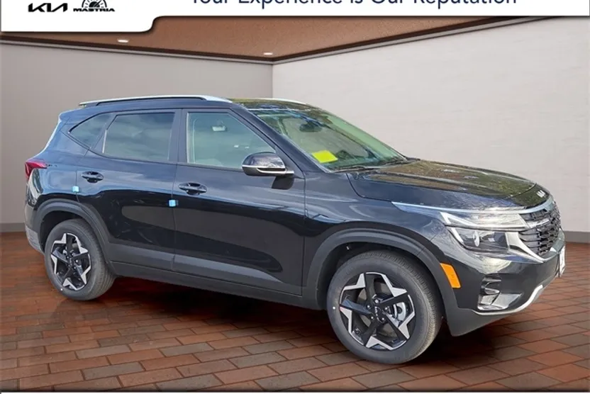 2026 Kia Seltos S photo 1