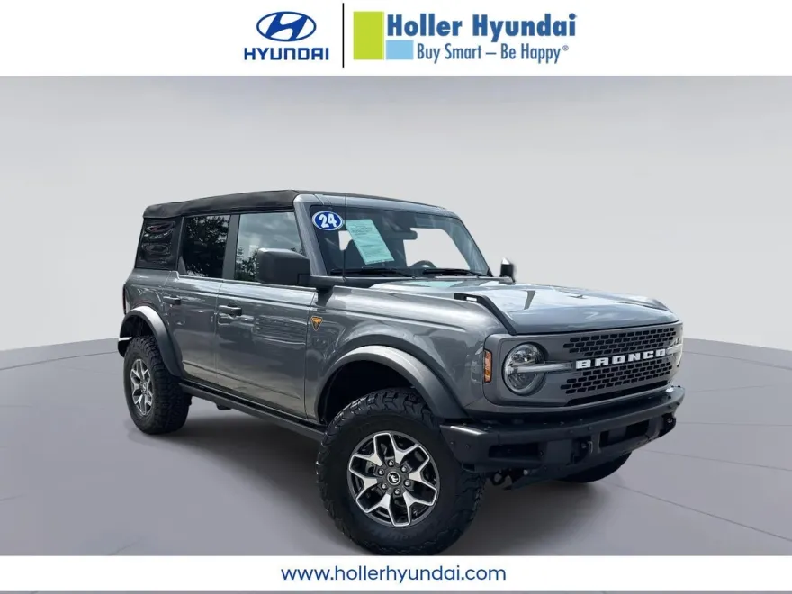 2024 Ford Bronco Badlands photo 1