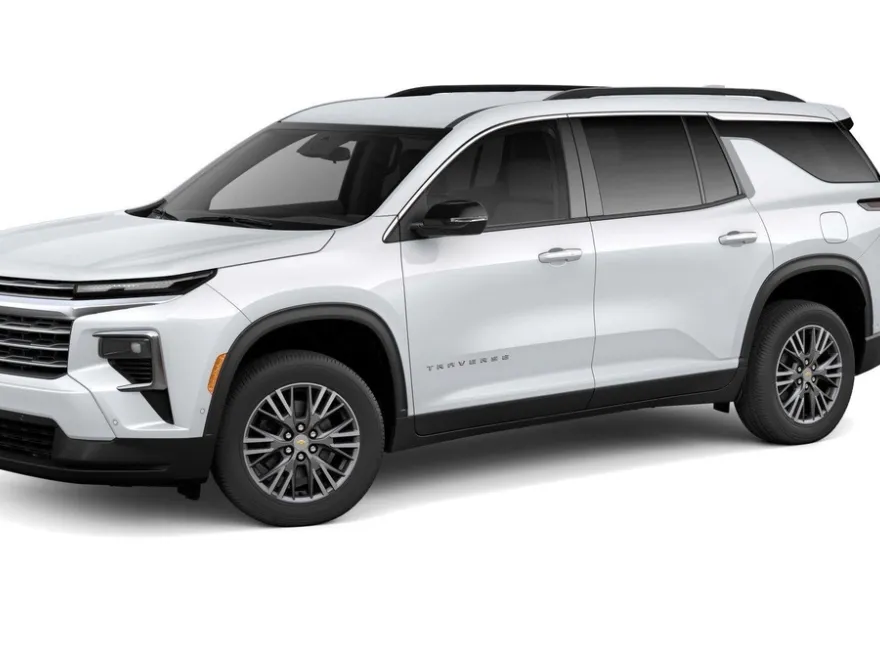 2025 Chevrolet Traverse photo 2
