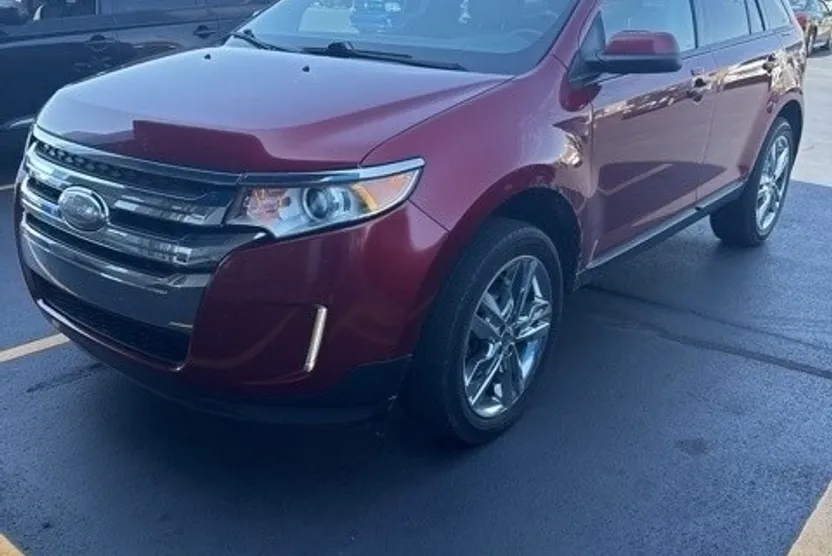 2013 Ford Edge SEL photo 1