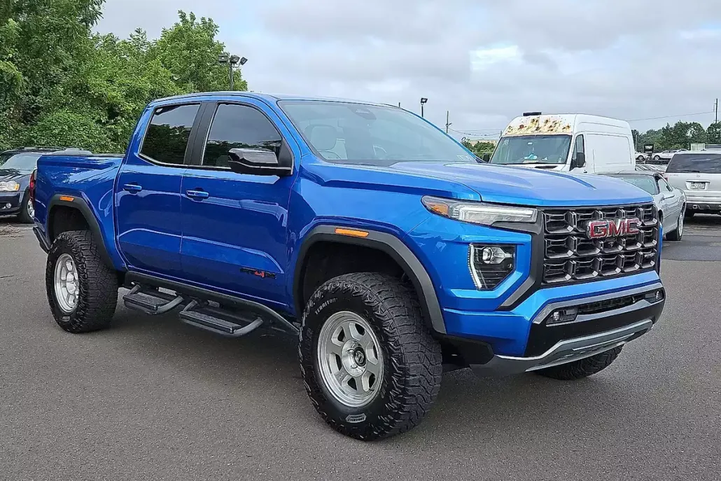 2024 Gmc Canyon AT4X photo 1