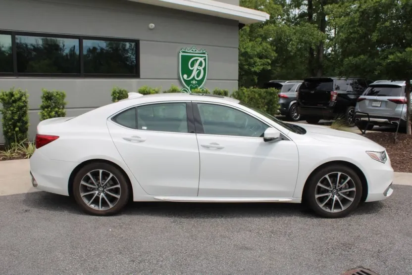 2018 Acura TLX 3.5L Technology photo 1