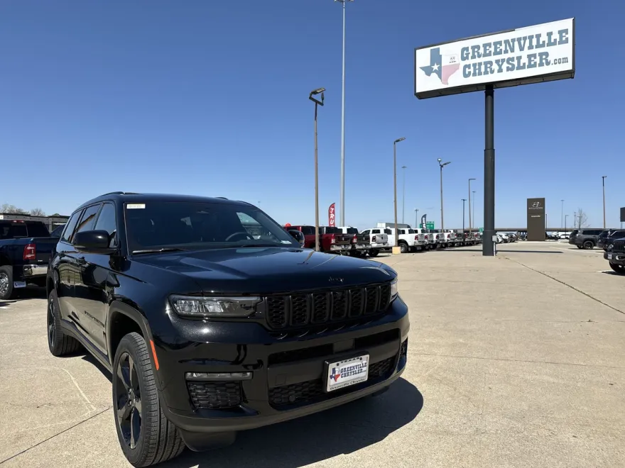 2025 Jeep Grand Cherokee Limited photo 1