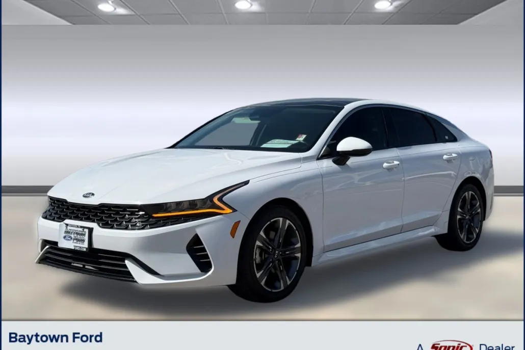 2021 Kia K5 EX photo 1