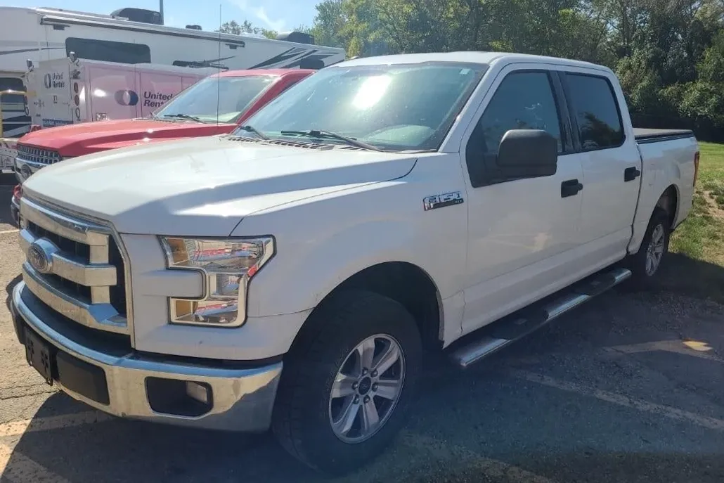 2016 Ford F-150 XLT photo 1