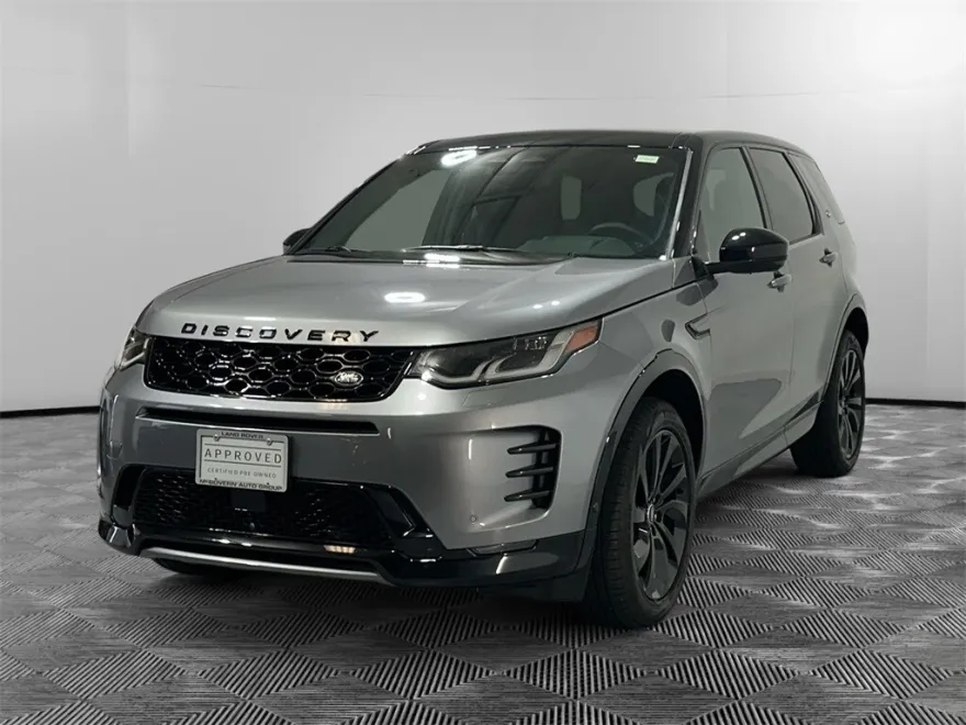 2024 Land Rover Discovery Sport SE photo 1