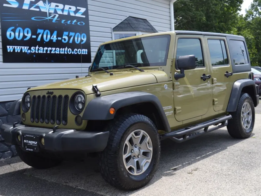 2013 Jeep Wrangler Unlimited Sport photo 1