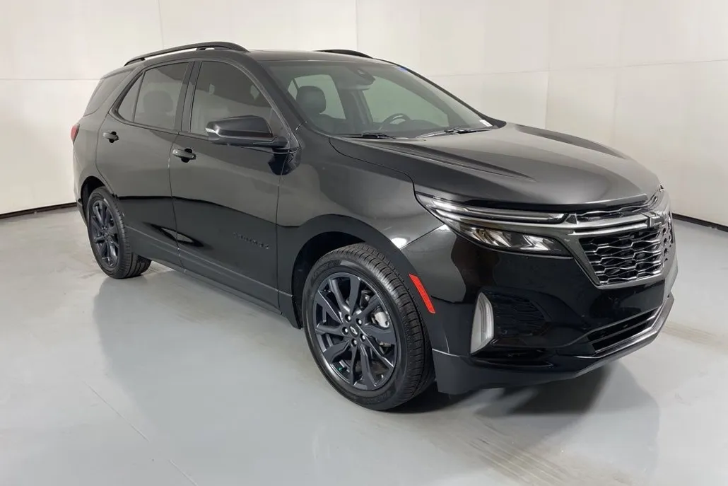 2022 Chevrolet Equinox RS photo 1