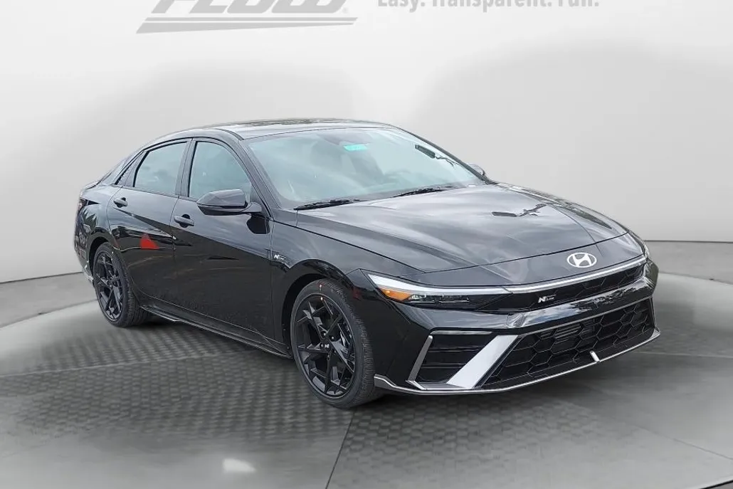 2025 Hyundai Elantra N Line photo 1