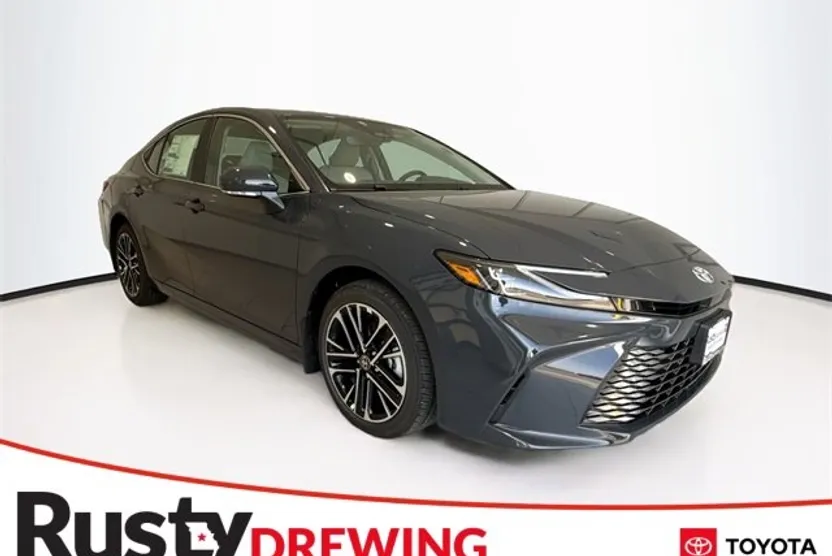 2026 Toyota Camry XLE photo 1