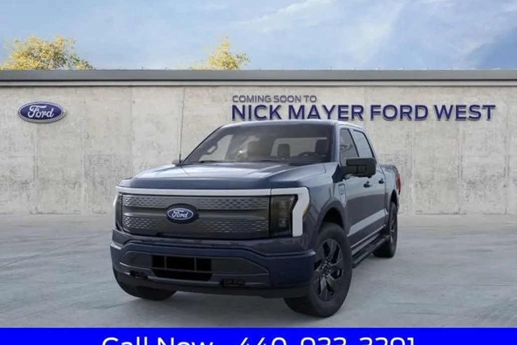 2025 Ford F-150 Lightning photo 1