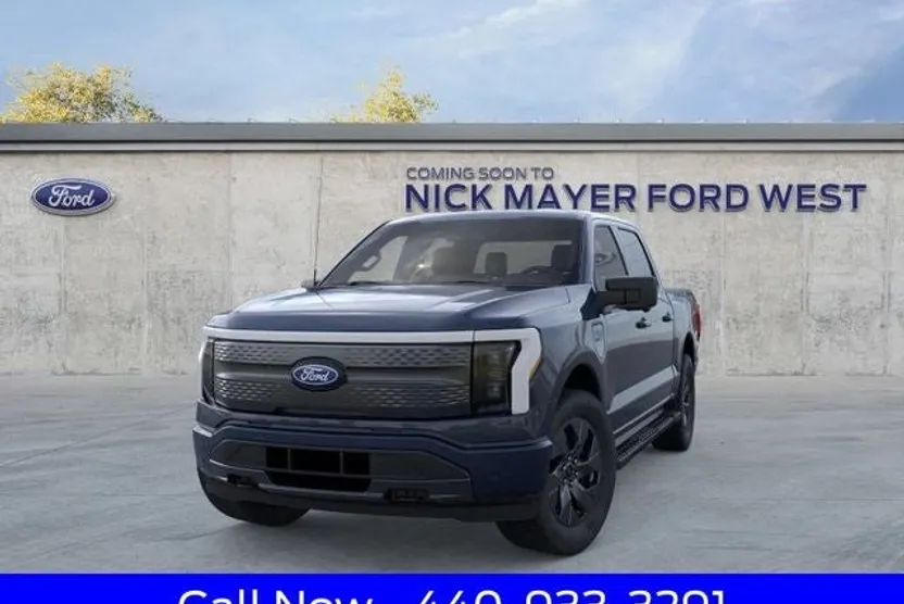 2025 Ford F-150 Lightning photo 1