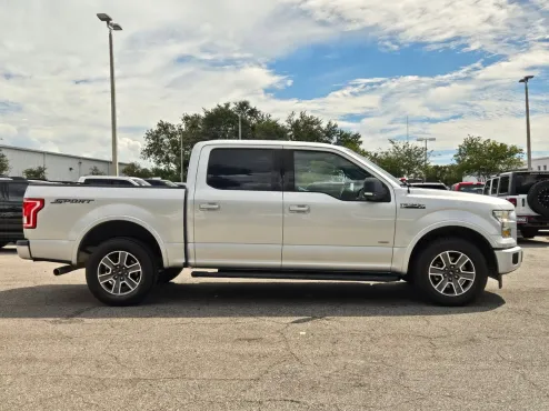 2017 Ford F-150 XLT photo 4