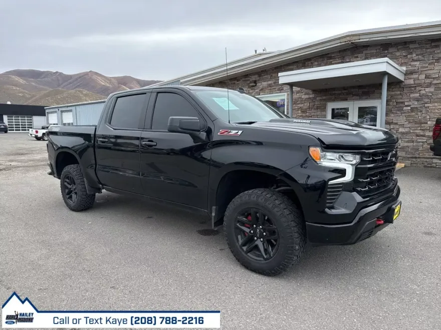 2024 Chevrolet Silverado 1500 LT Trail Boss photo 1
