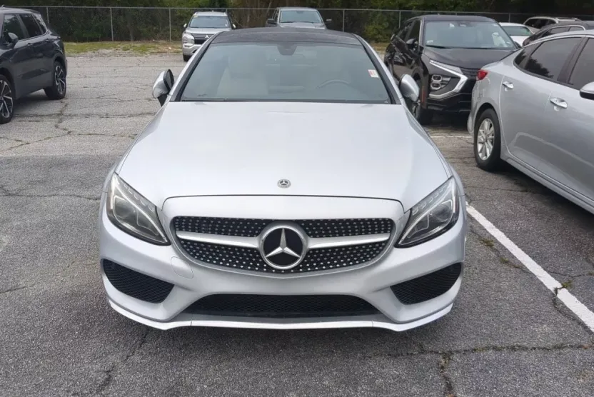 2018 Mercedes Benz C 300 photo 1