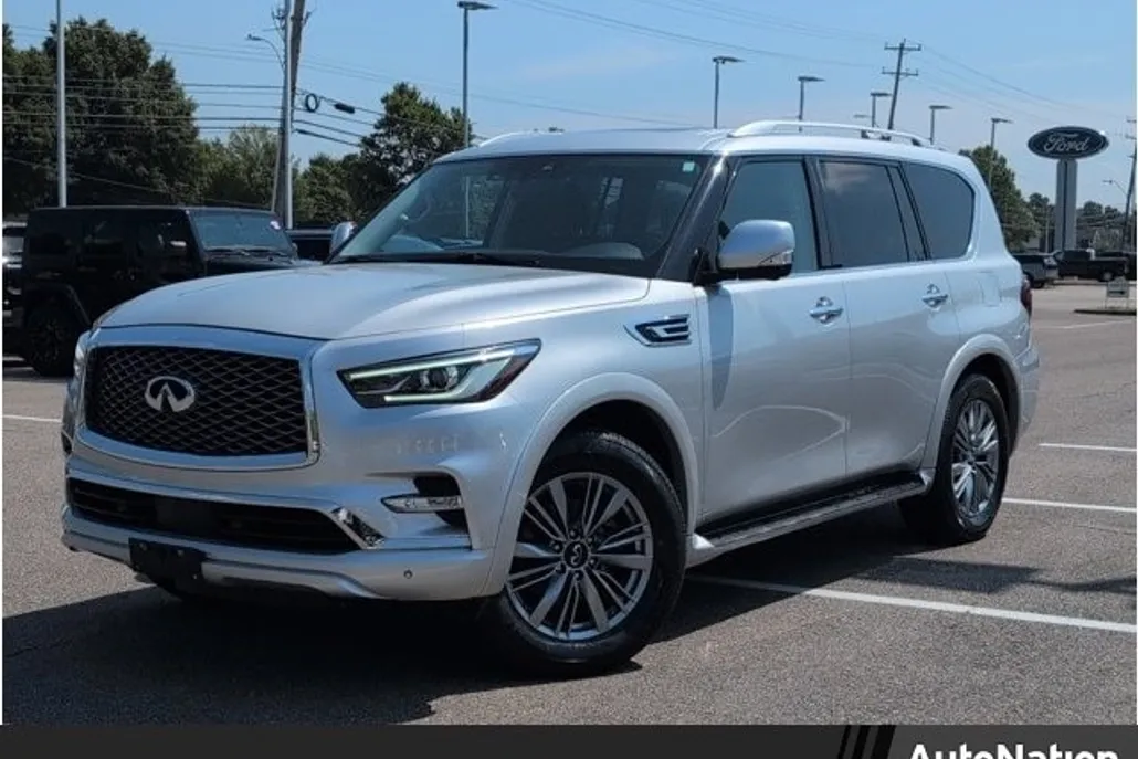 2021 Infiniti QX80 Luxe photo 1