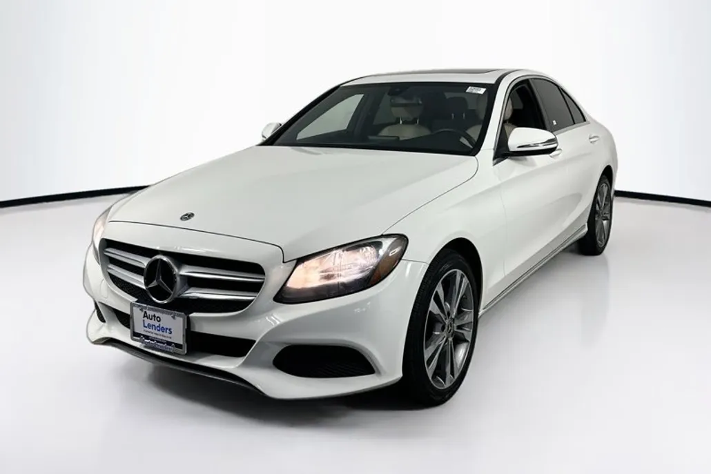 2018 Mercedes Benz C photo 1