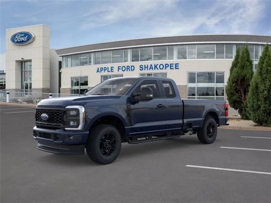 2025 Ford F-350 photo 1
