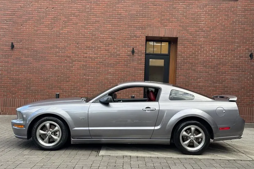 2006 Ford Mustang GT Premium photo 1