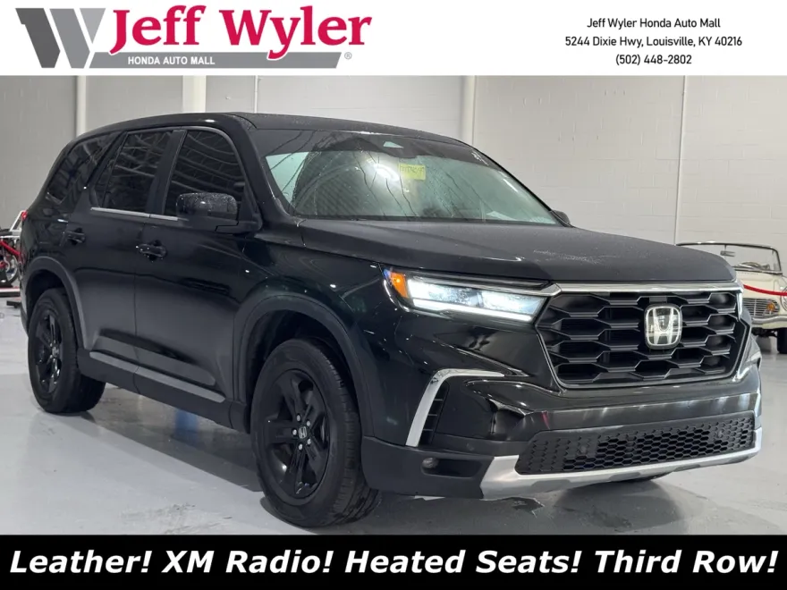 2023 Honda Pilot TrailSport photo 1