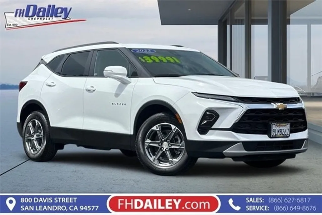 2023 Chevrolet Blazer 3LT photo 1