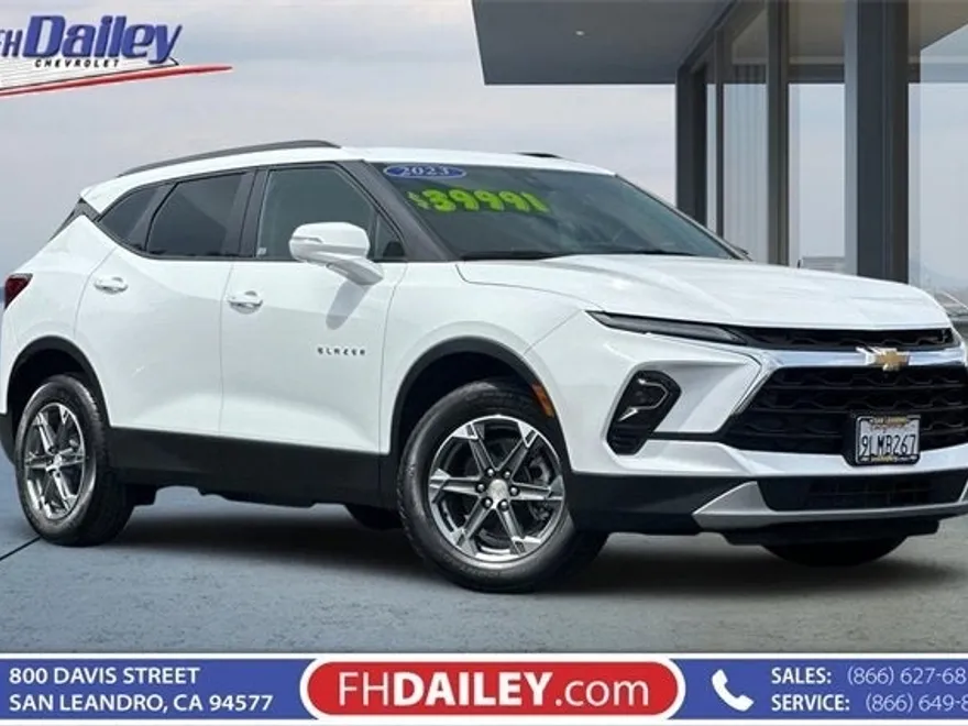 2023 Chevrolet Blazer 3LT photo 1