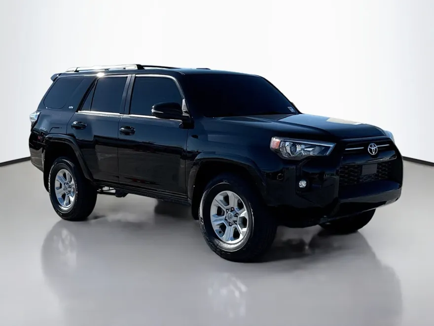 2024 Toyota 4Runner SR5 Premium photo 1