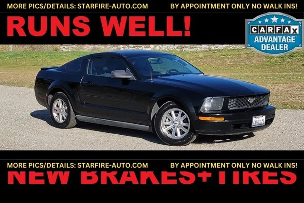 2008 Ford Mustang Deluxe photo 1
