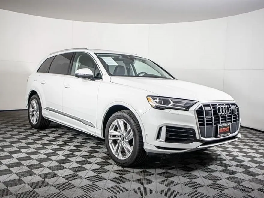 2023 Audi Q7 Premium Plus photo 1
