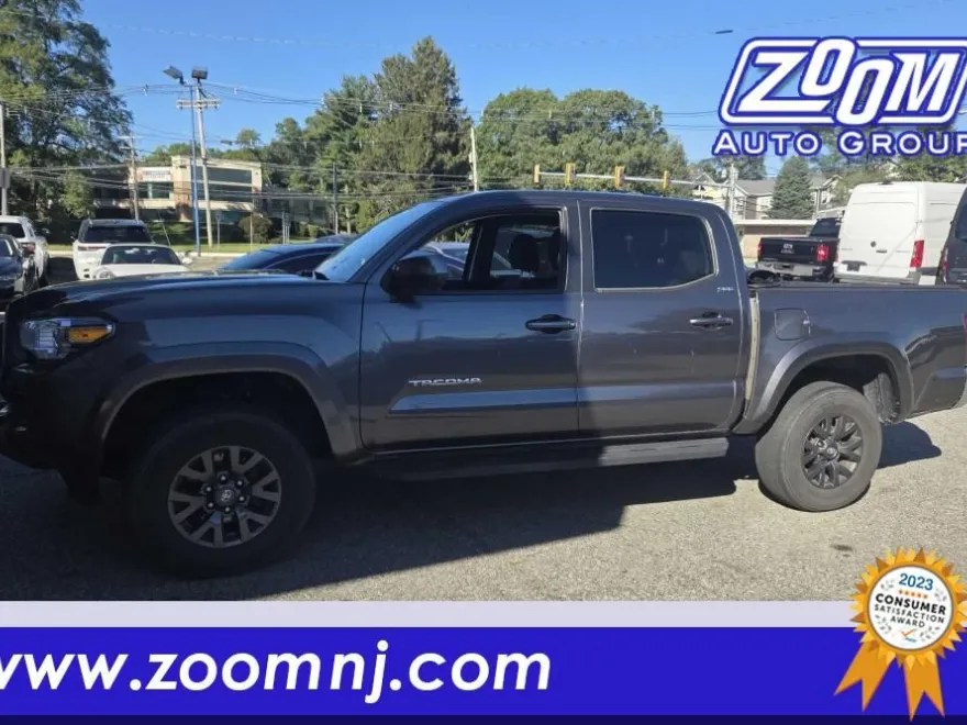 2023 Toyota Tacoma SR5 V6 photo 1