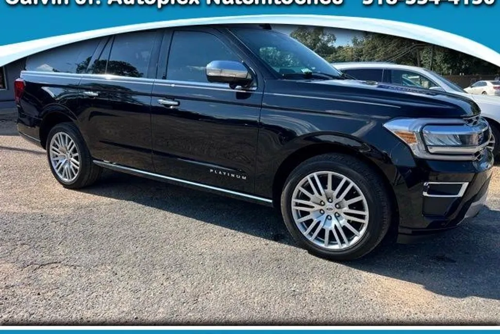 2023 Ford Expedition MAX Platinum photo 1
