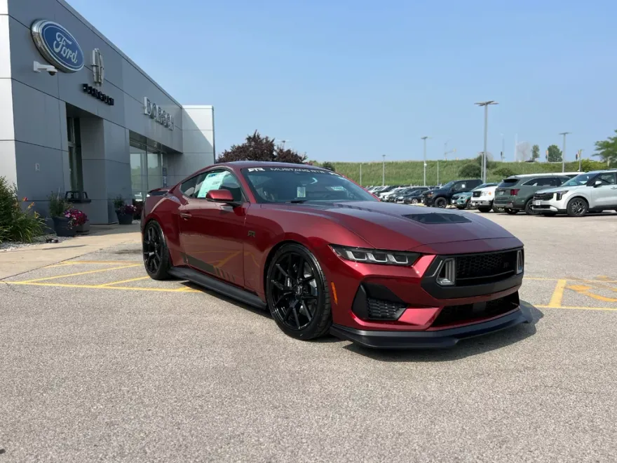 2025 Ford Mustang GT Premium photo 1