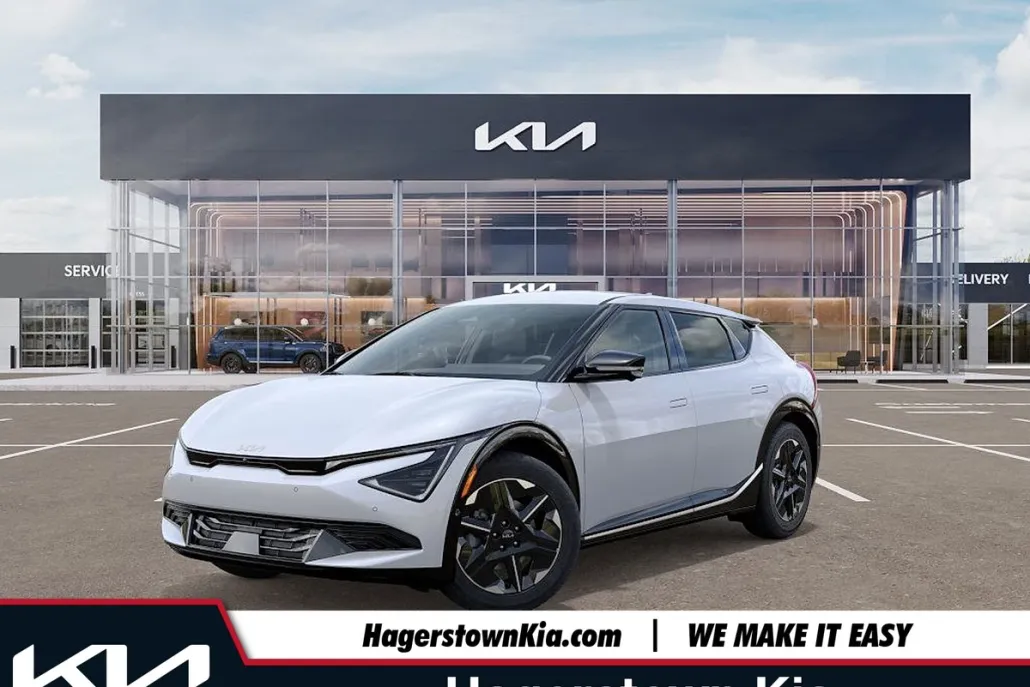 2025 Kia EV6 Wind photo 1